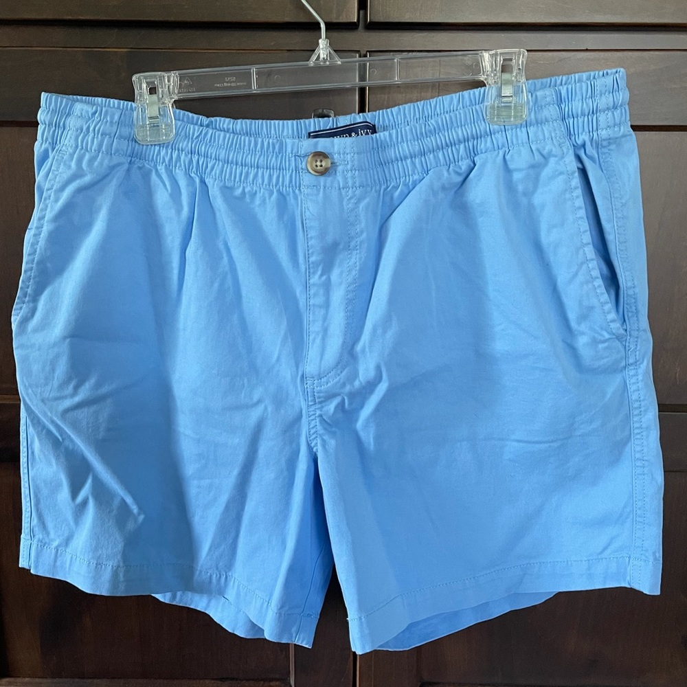 NWT - Men’s Crown & Ivy shorts